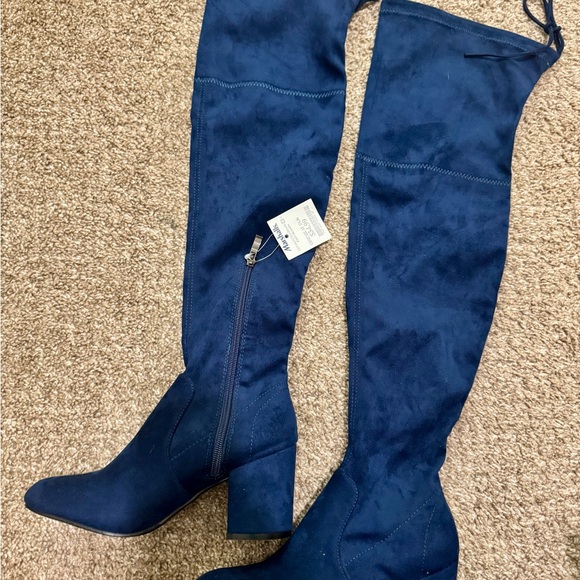 Three Pair Of Heeled Boots - Picture 6 of 6